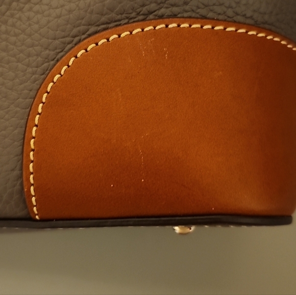 NBU Dooney And Bourke Barlow Satchel In Elephant - Picture 9 of 16